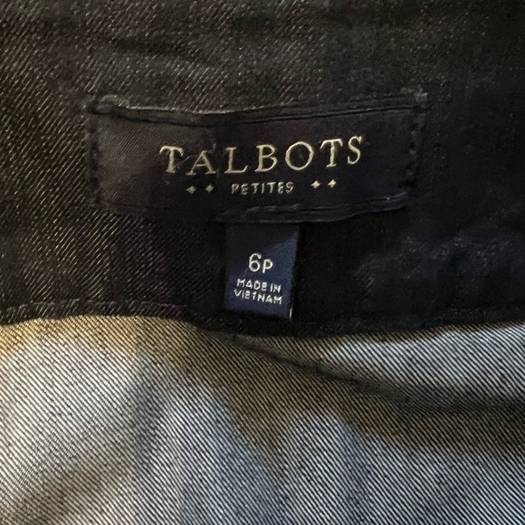 Talbots Classic dark jean  Denim Skirt size 6P (E112) - Picture 3 of 12